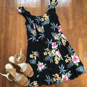 Super cute dress!!